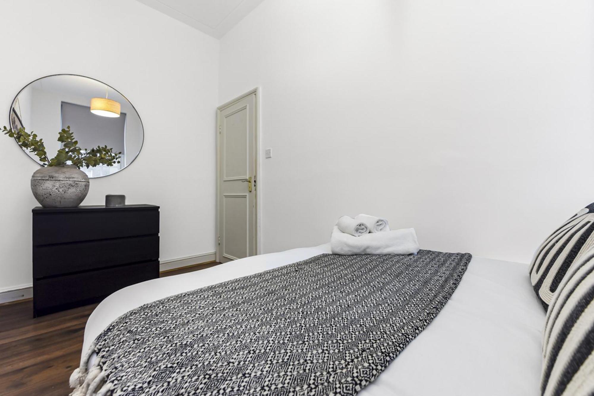 2 Bed Apartment- Mayfair 1 Londyn Zewnętrze zdjęcie